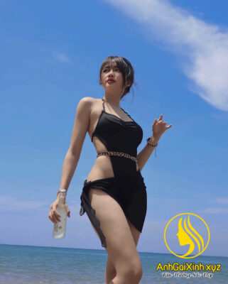 tiktoker vu thi khanh huyen sexy bikini 34